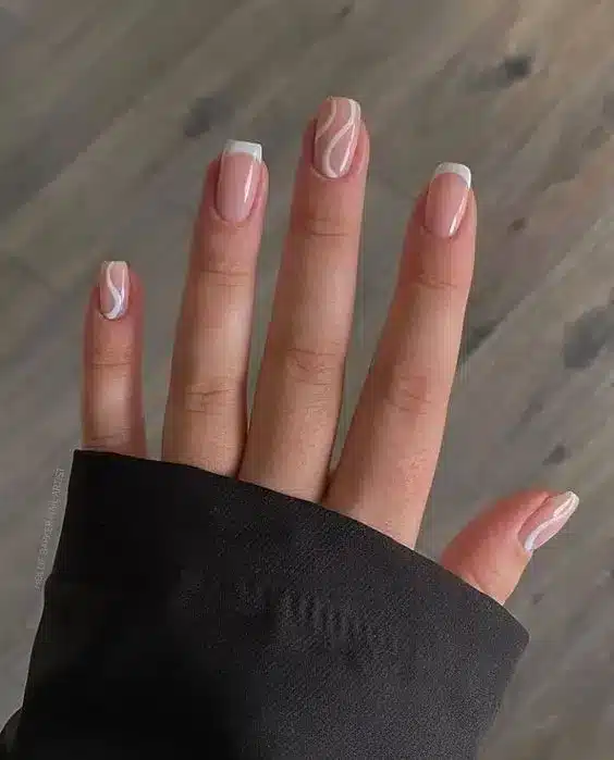 uñas semipermanentes en Cali