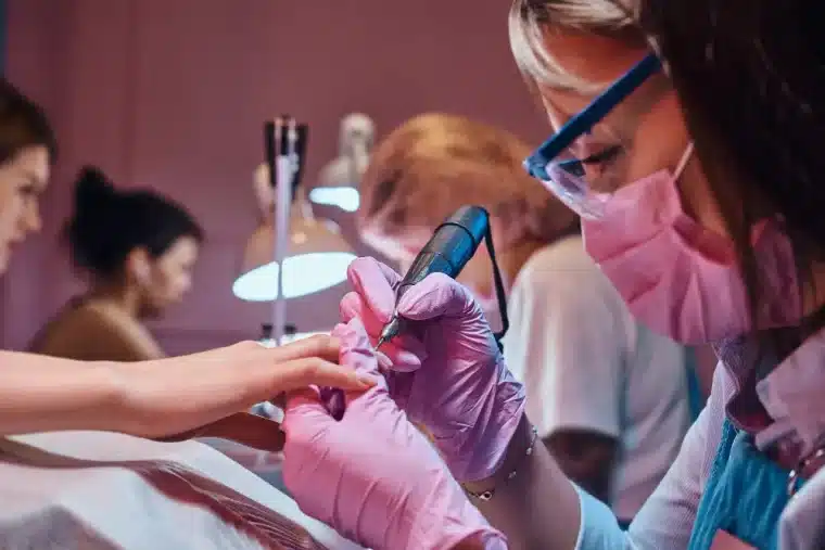 Curso de uñas en Engativá