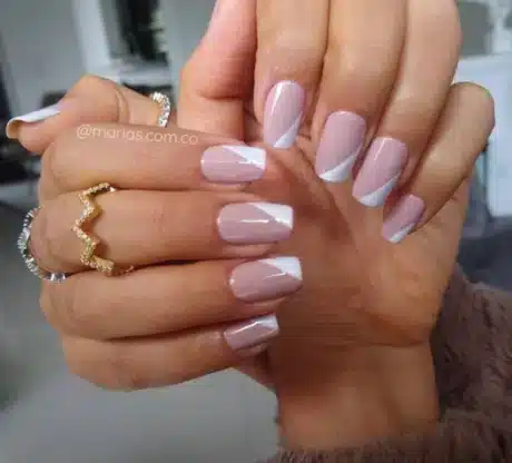 Lista de materiales de uñas
