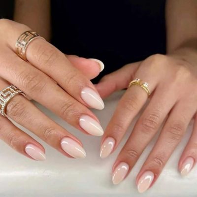 uñas semipermanentes elegantes​
