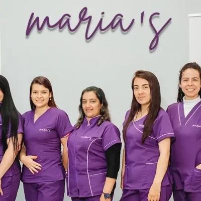curso de uñas semipermanentes Medellin