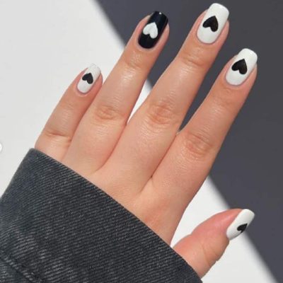 uñas blanco y negro sencillas